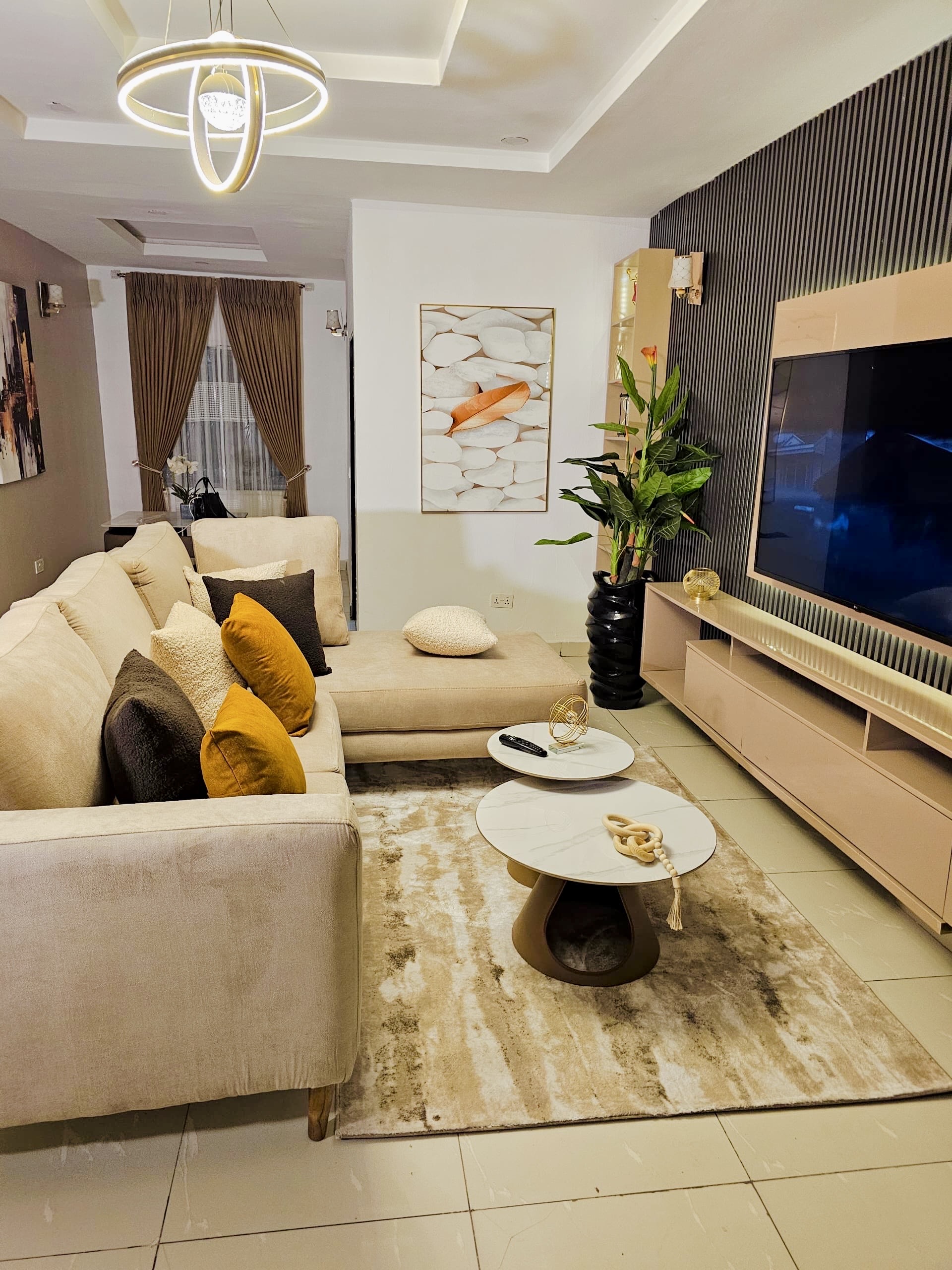 Kuk luxury homes photo 2