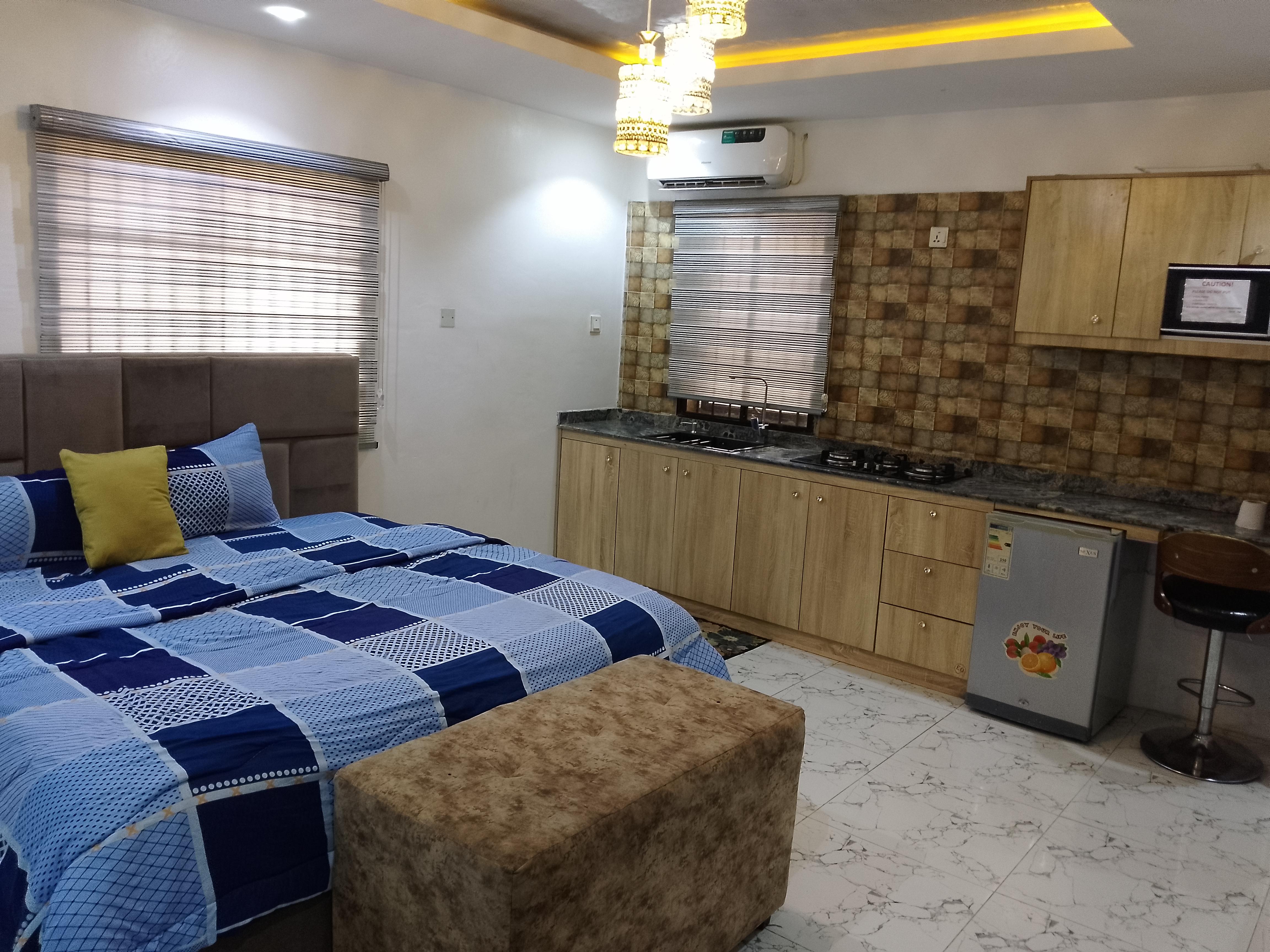 Studio Apartment photo 3