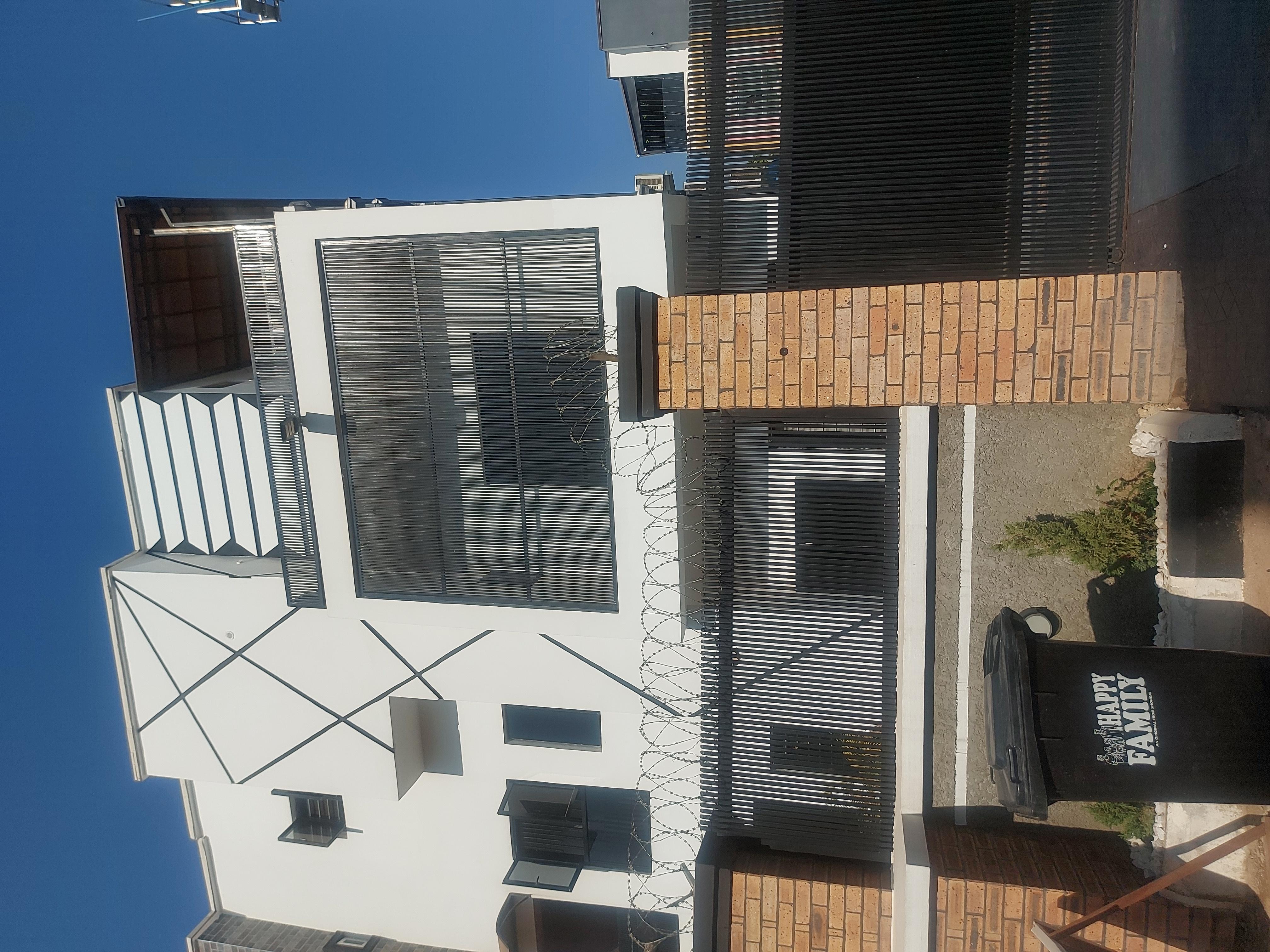 Igbemo Signature Suite photo 2