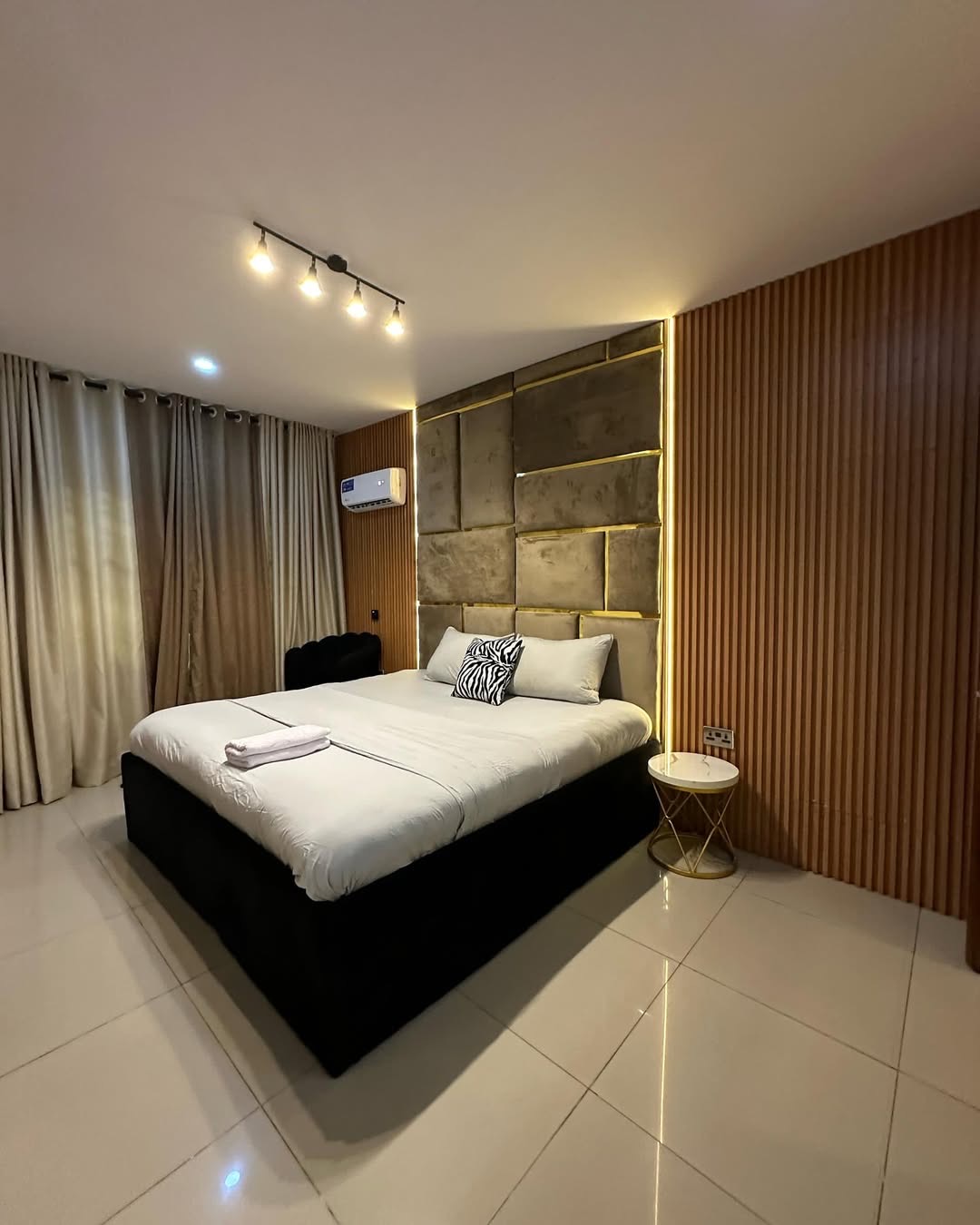 Santa Maria. My *Luxury 2 bedroom Maisonette* with ps5, swimming pool, gym,snooker board, table tennis is available for bookings photo 11