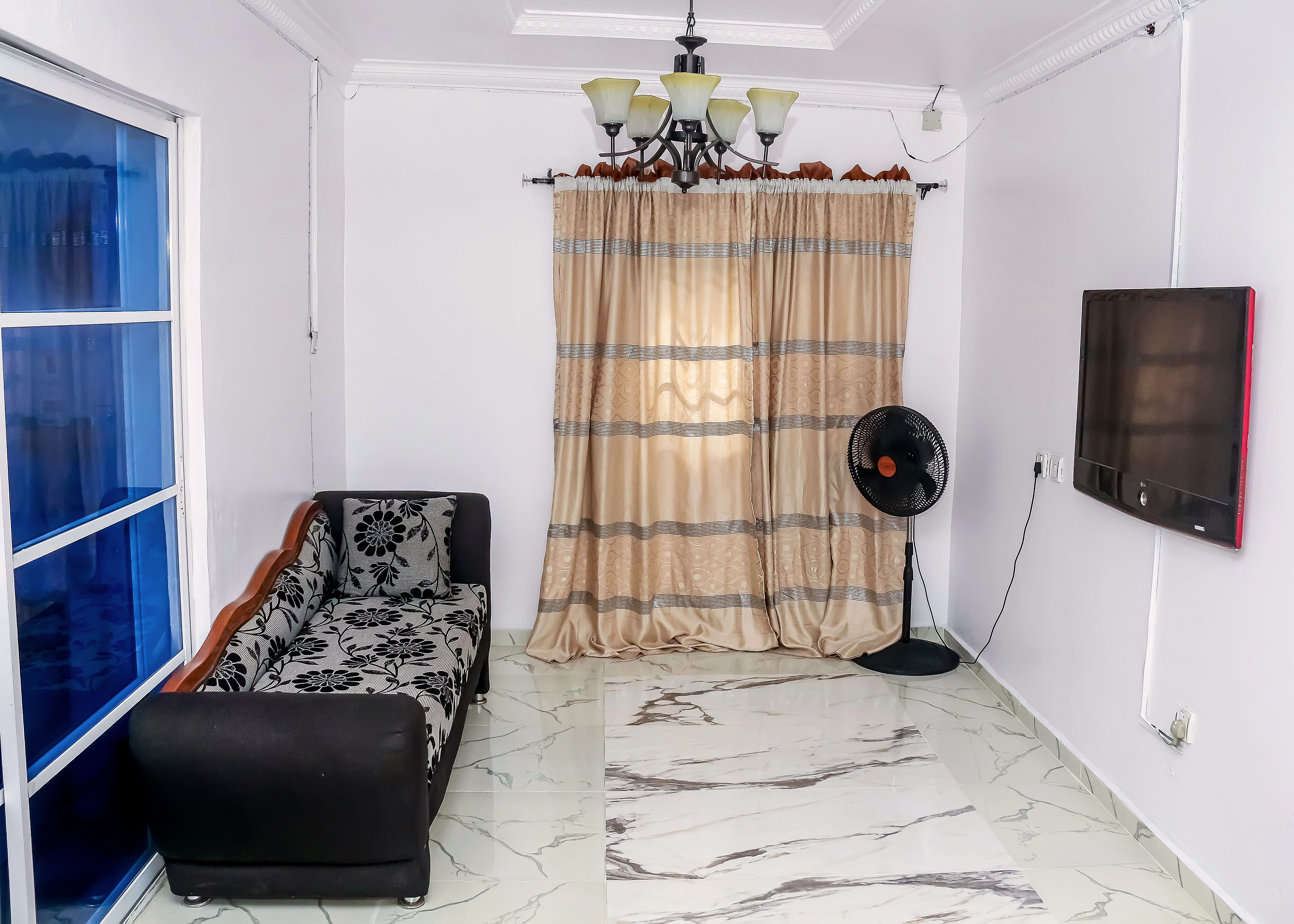 Spacious 3-Bedroom Duplex in Lagos photo 15