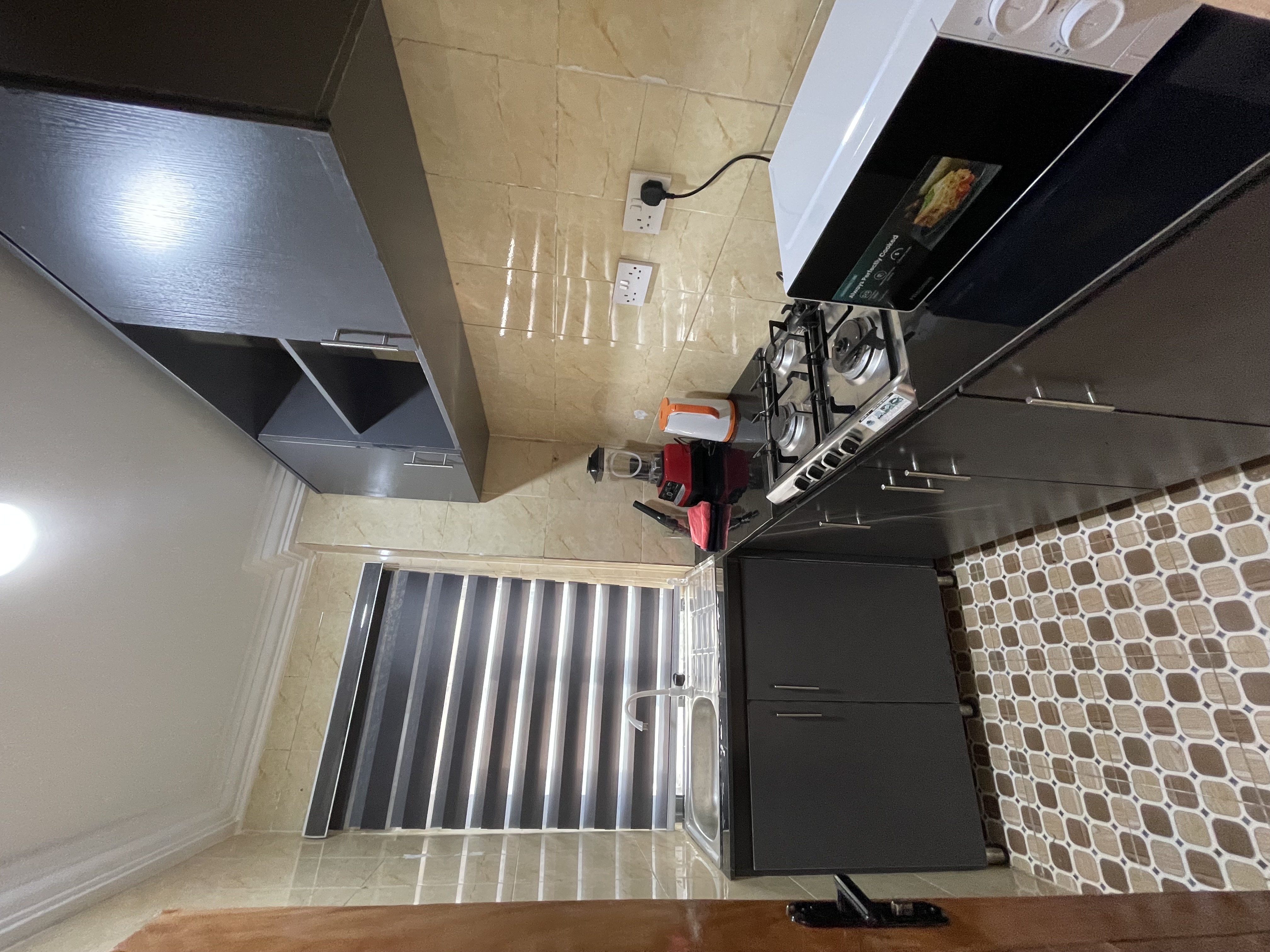 CozyCourt Apartments photo 4