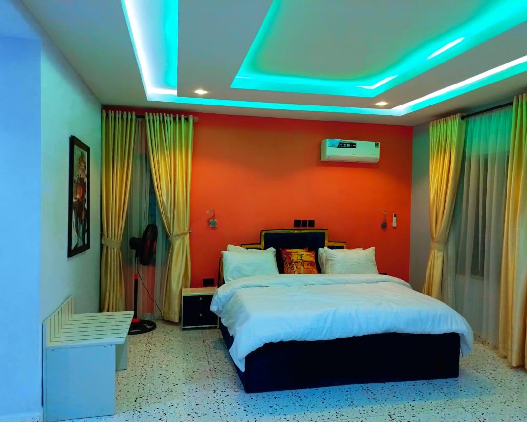 Igbemo Signature Suite photo 9