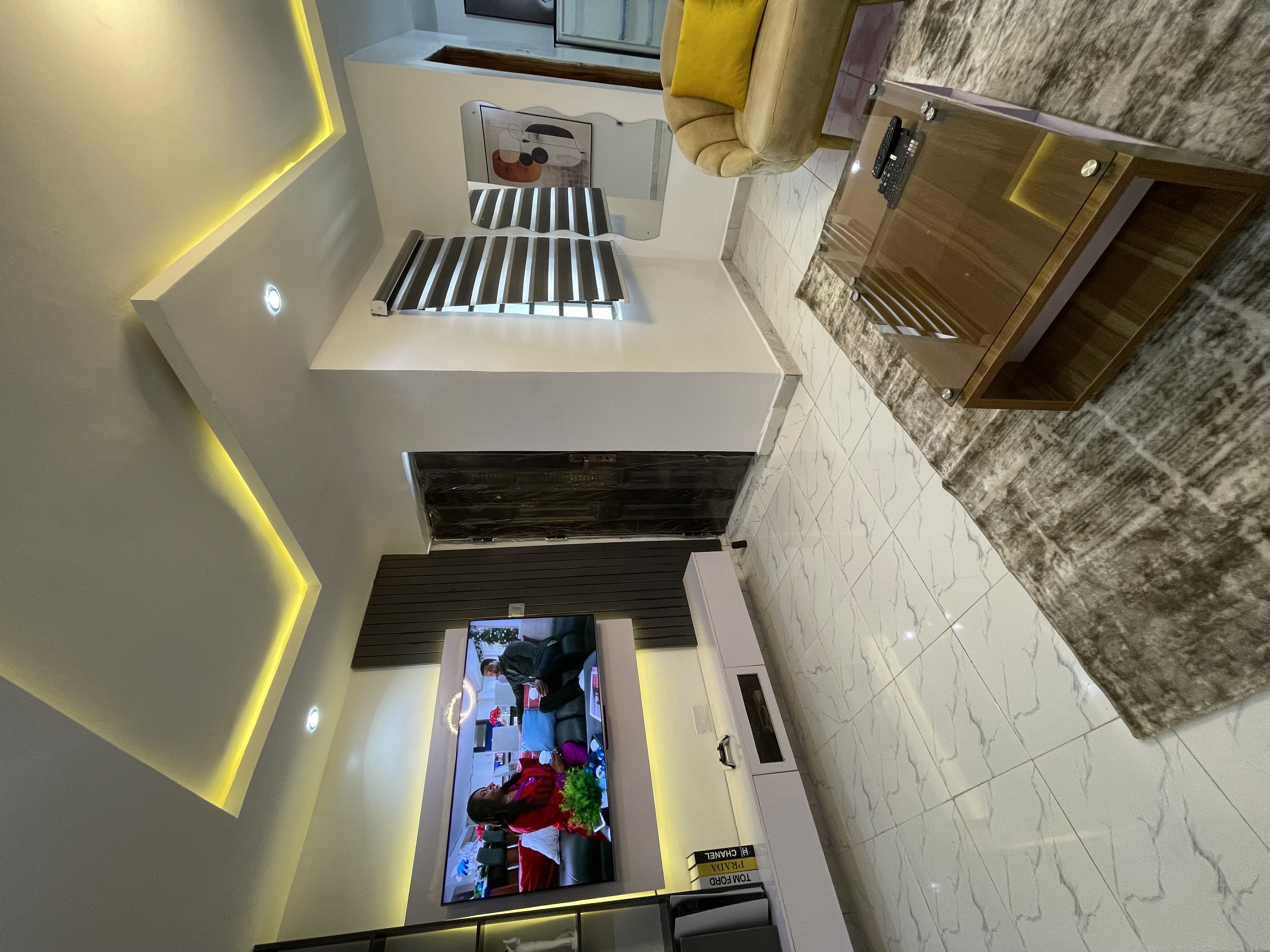 CozyCourt Apartments