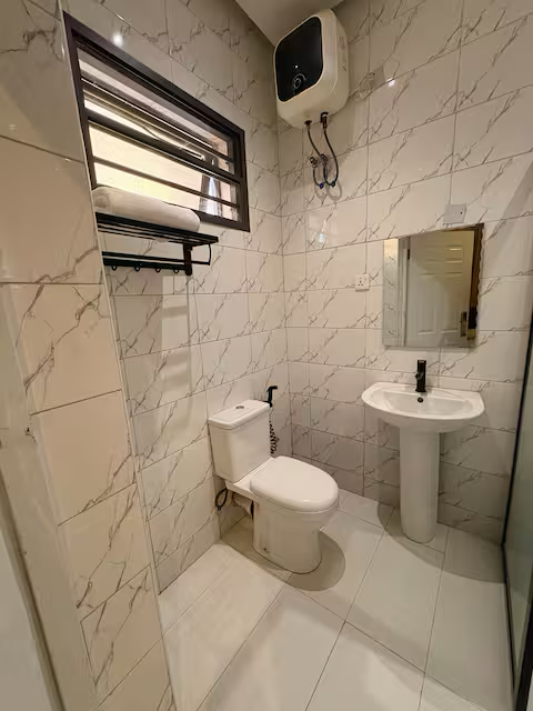 Flat in Abuja photo 8