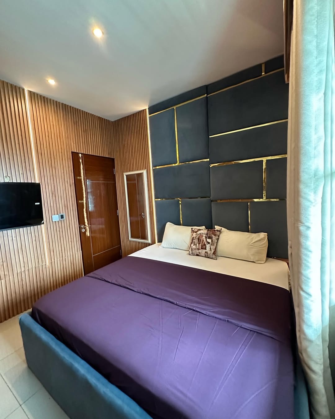 Santa Maria. My *Luxury 2 bedroom Maisonette* with ps5, swimming pool, gym,snooker board, table tennis is available for bookings photo 12