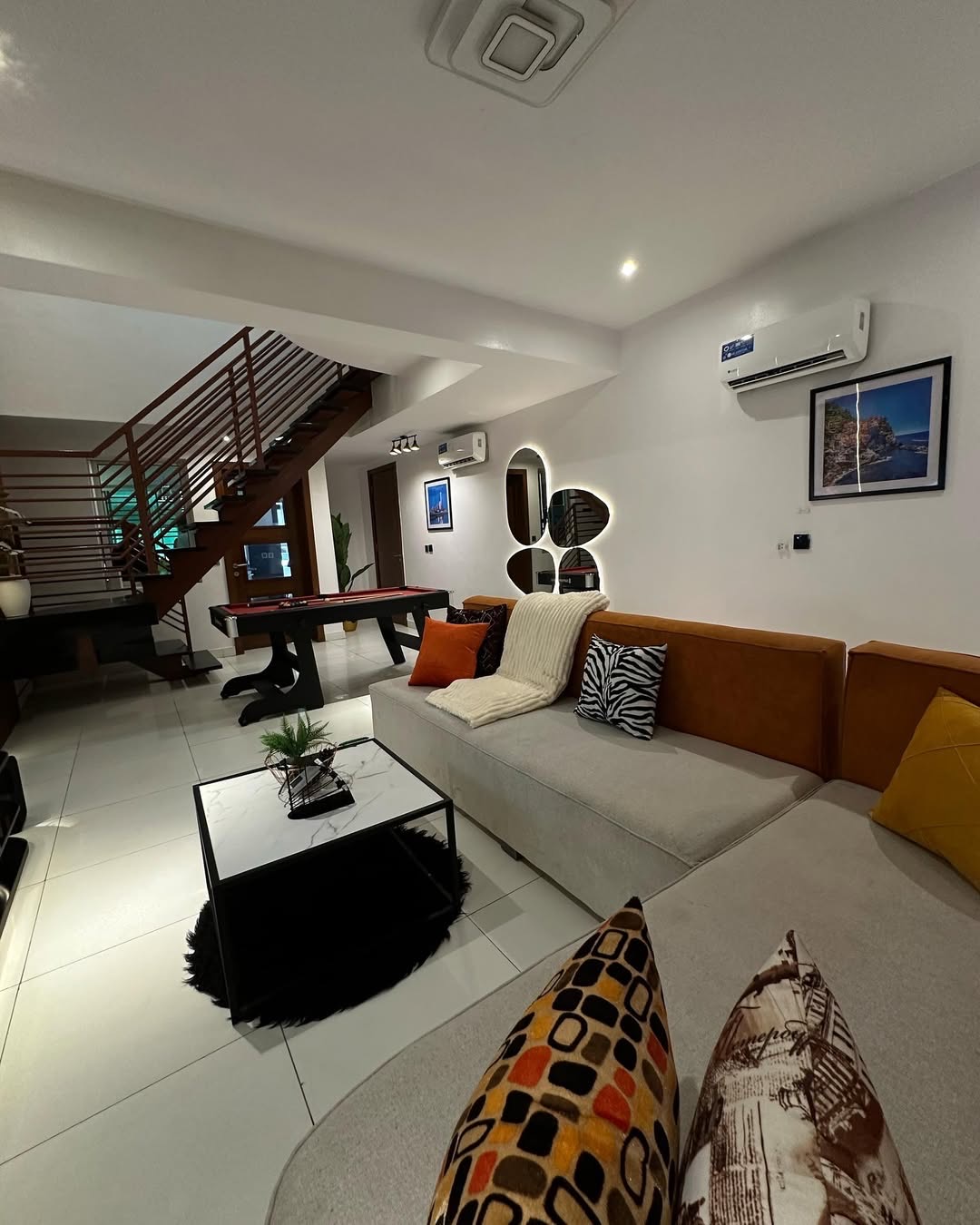 Santa Maria. My *Luxury 2 bedroom Maisonette* with ps5, swimming pool, gym,snooker board, table tennis is available for bookings photo 5