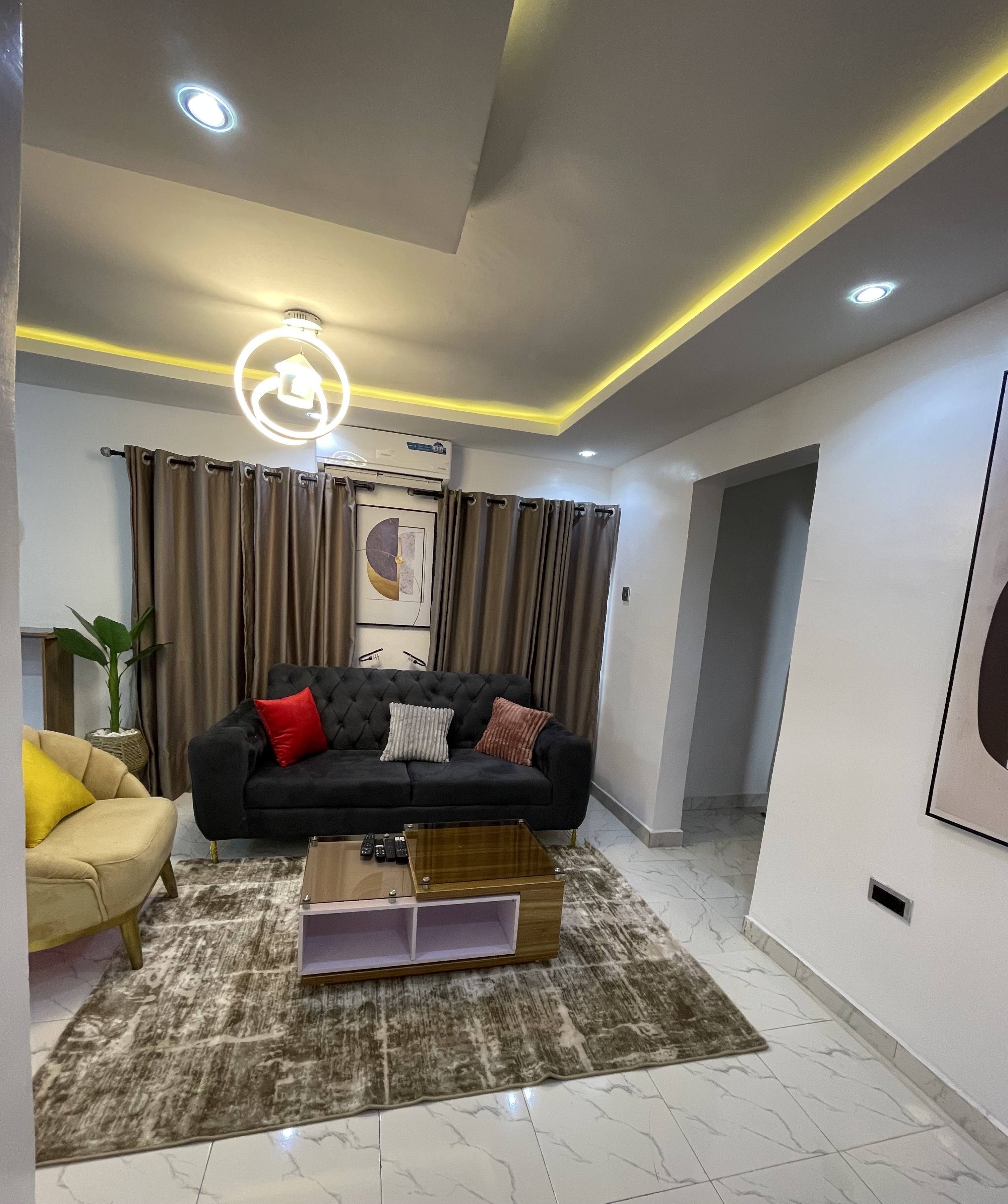 CozyCourt Apartments photo 3