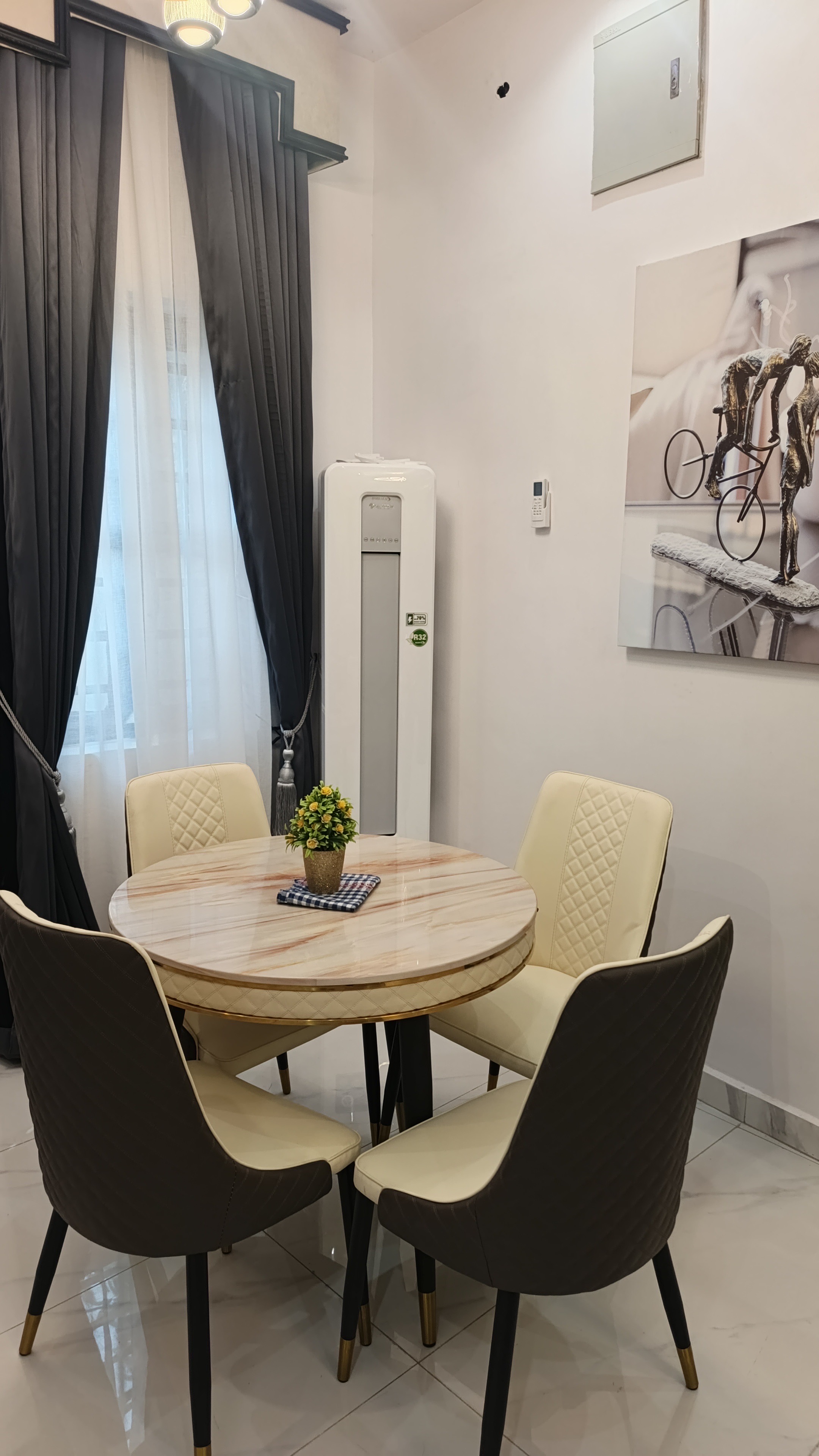 Royal Nest Apartment photo 3