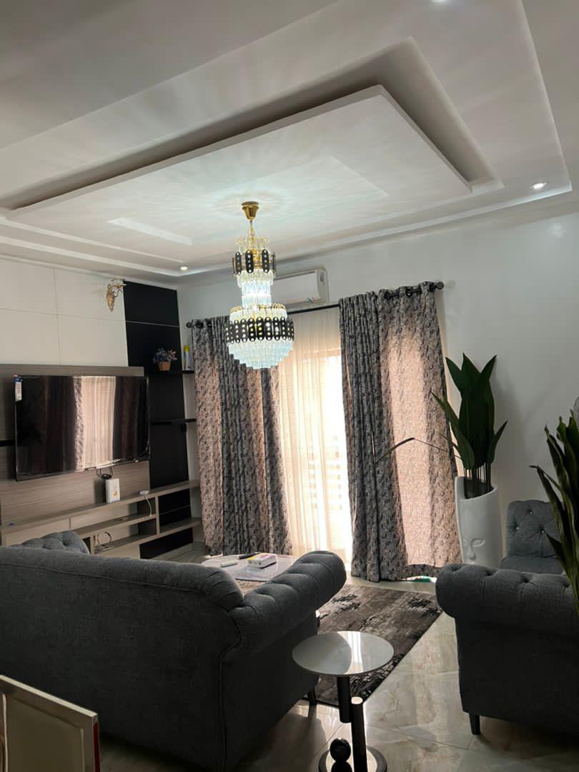 3-BEDROOM APARTMENT FOR SHORT LET photo 4